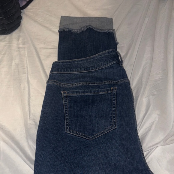 Torrid - Crop Boyfriend Vintage Stretch Jeans - Size 14 - Picture 7 of 12